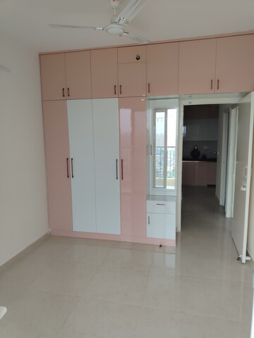 Room in 2 BHK Apartment at Signature The Millennia 2, Sector 37d – for Rent