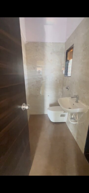 Bathroom in 3 BHK Apartment at Shree Samarth Heights, Ghansoli – for Rent
