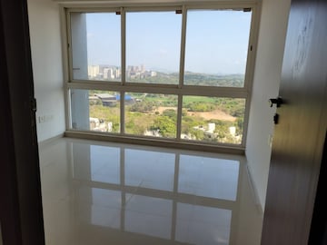Room in 2 BHK Apartment at Omkar Ananta, Goregaon East – for Rent