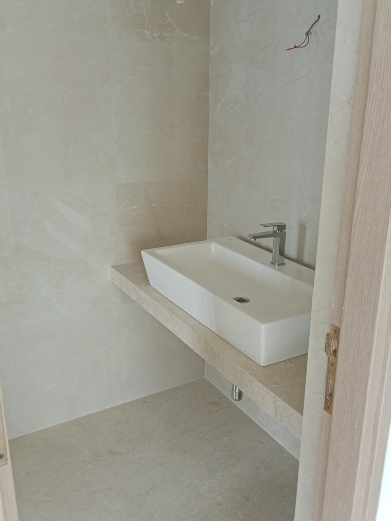 Bathroom, mirchandani-triton 3 Bedroom 1411 Sq.Ft. Apartment In Santacruz West Mumbai 8867298