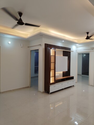 Room in 2 BHK Apartment at Signature The Millennia 2, Sector 37d – for Rent