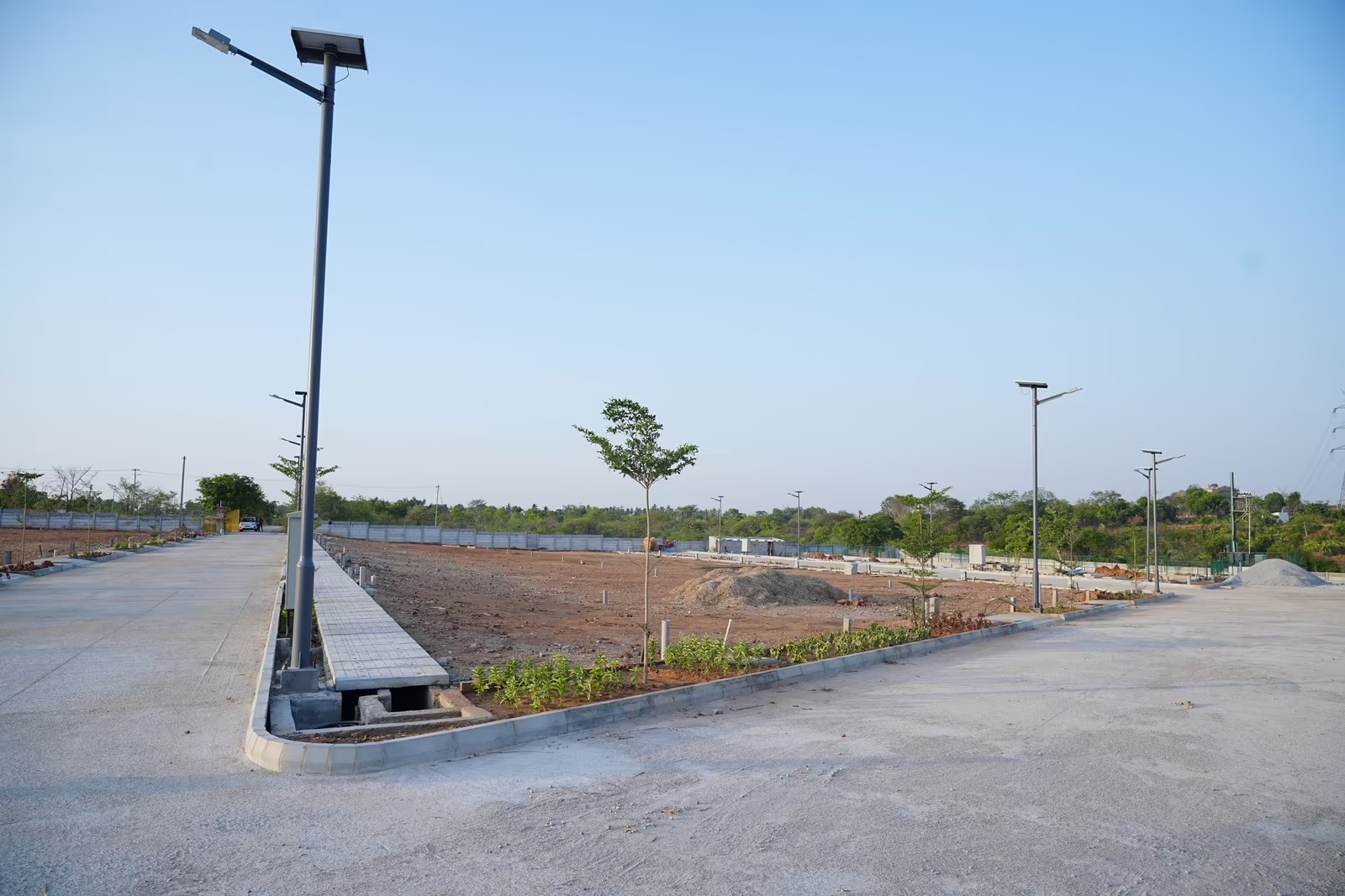 Plot For Sale in Vinyasa Greenland Bmicapa