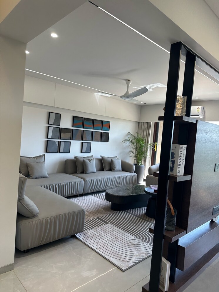 Living Room, strut-arcadia-77 4 Bedroom 425 Sq.Yd. Apartment In Gota Ahmedabad 8867221