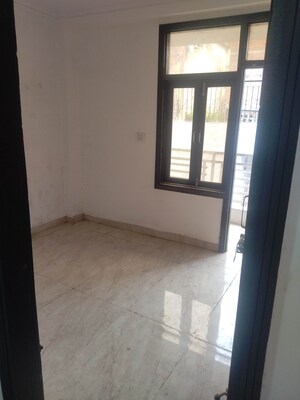 Room in 3 BHK Builder Floor at Govindpuri – for Sale