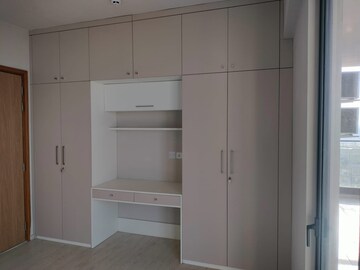 Bathroom in 3 BHK Apartment at M3M Golf Estate, Sector 65 – for Rent