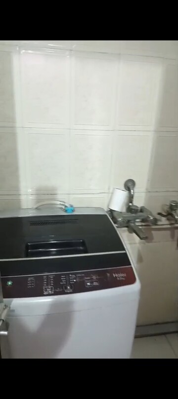 Furnished Amenities in 1 BHK Apartment at Purushottam Plaza, Kasarvadavali – for Rent