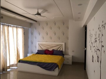 3 BHK Apartment For Rent in Grihapravesh, Sector 77