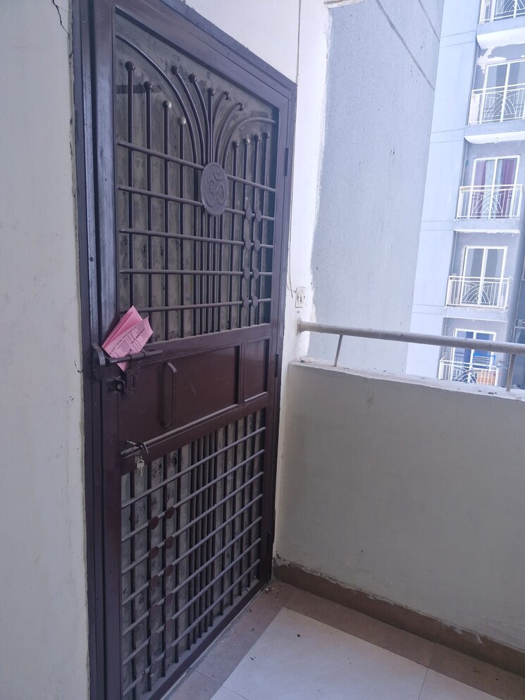 Balcony, aditya-urban-homes 2 Bedroom 783 Sq.Ft. Apartment In Shahpur Bamheta Ghaziabad 8867505