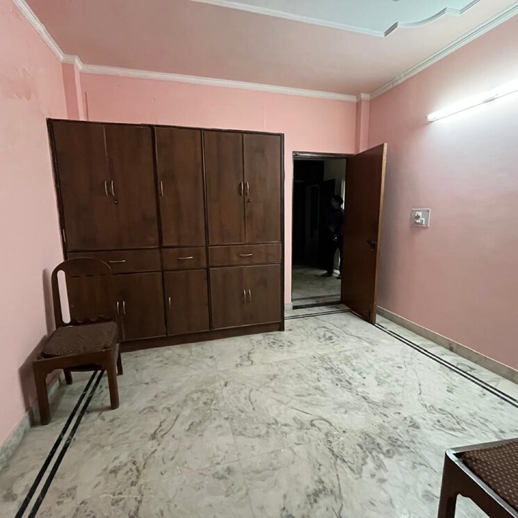 Room, sector 39 2 Bedroom 500 Sq.Ft. Independent House In Sector 39 Gurgaon 8867529