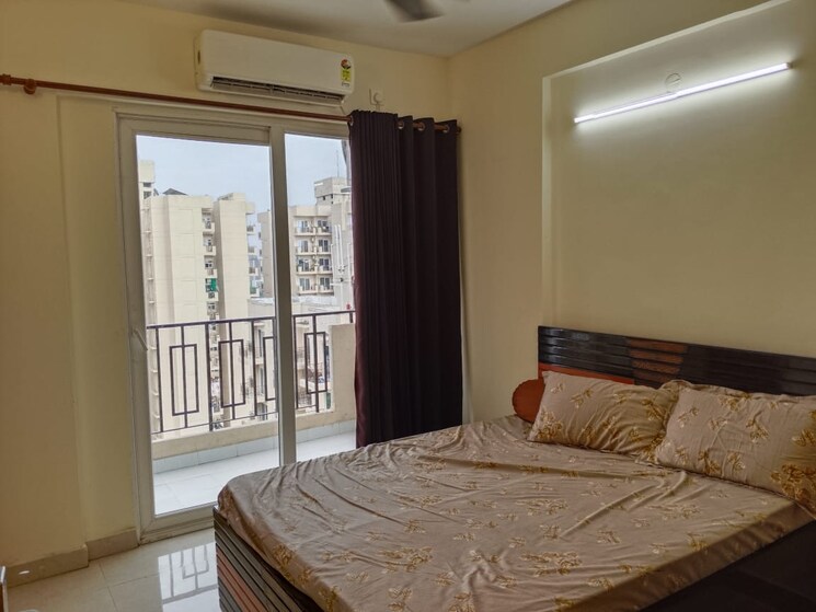 Bedroom, signature-global-orchard-avenue 2 Bedroom 800 Sq.Ft. Apartment In Sector 93 Gurgaon 8867515