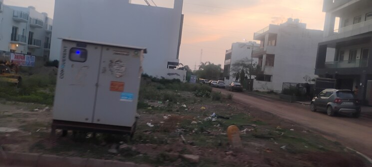 Exterior View, bptp-parklands  250 Sq.Yd. Plot In Sector 76 Faridabad 8867521