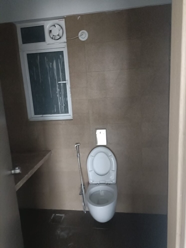 Bathroom, kundan-profit-bay-bt-kawade-road 3 Bedroom 1400 Sq.Ft. Apartment In Bt Kawade Road Pune 8867496