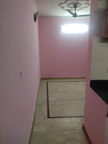Room in 2 BHK Builder Floor at Govindpuri – for Rent