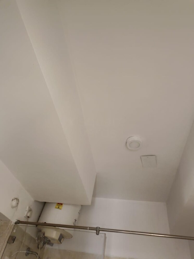 Room, dlf-regal-gardens 3 Bedroom 1818 Sq.Ft. Apartment In Sector 90 Gurgaon 8866990