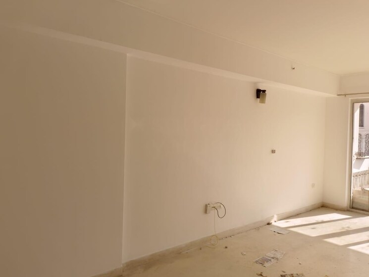 Room, dlf-regal-gardens 3 Bedroom 1818 Sq.Ft. Apartment In Sector 90 Gurgaon 8866990