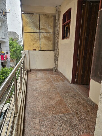 Balcony in 1 BHK Builder Floor at Saket – for Rent