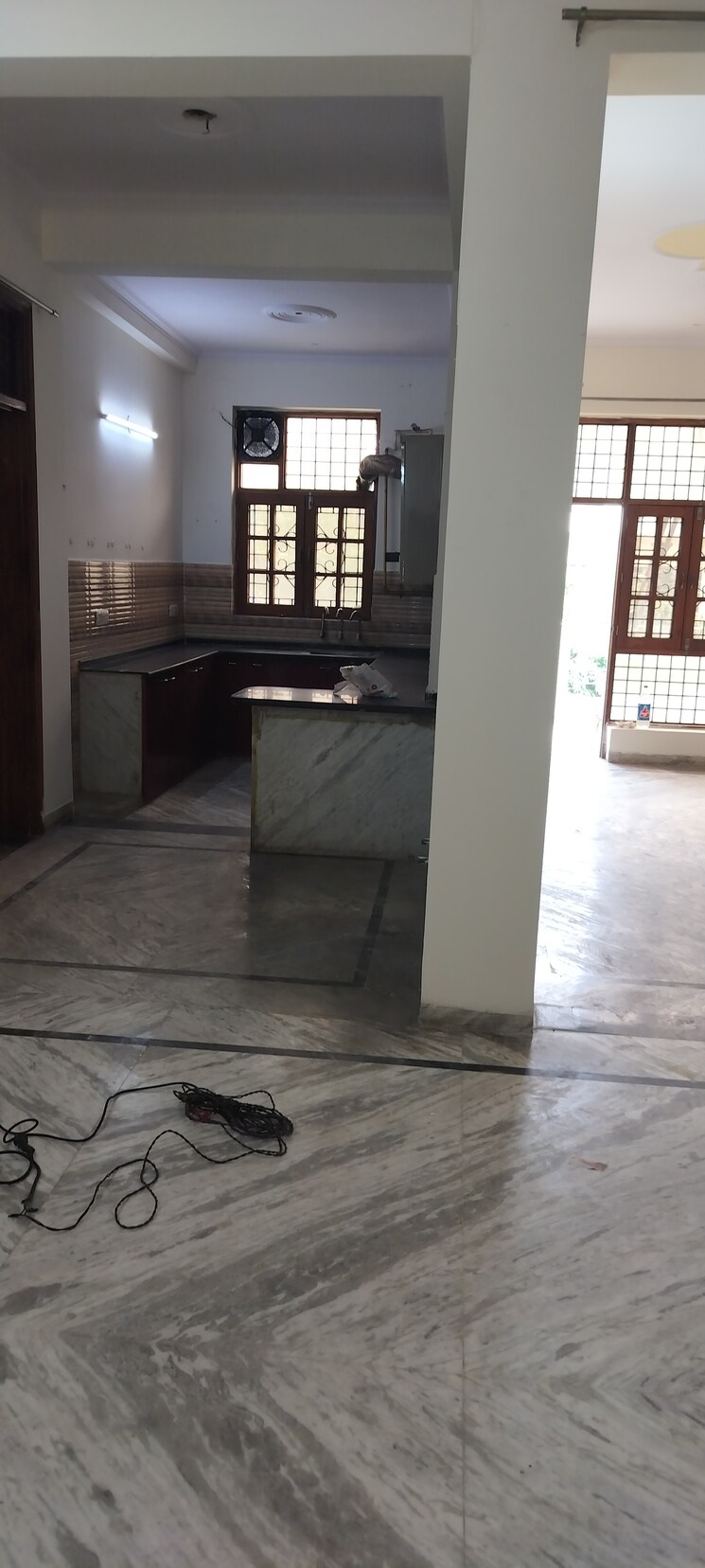 Room, tulip-mall 3 Bedroom 200 Sq.Ft. Independent House In Sector 46 Noida 8867694