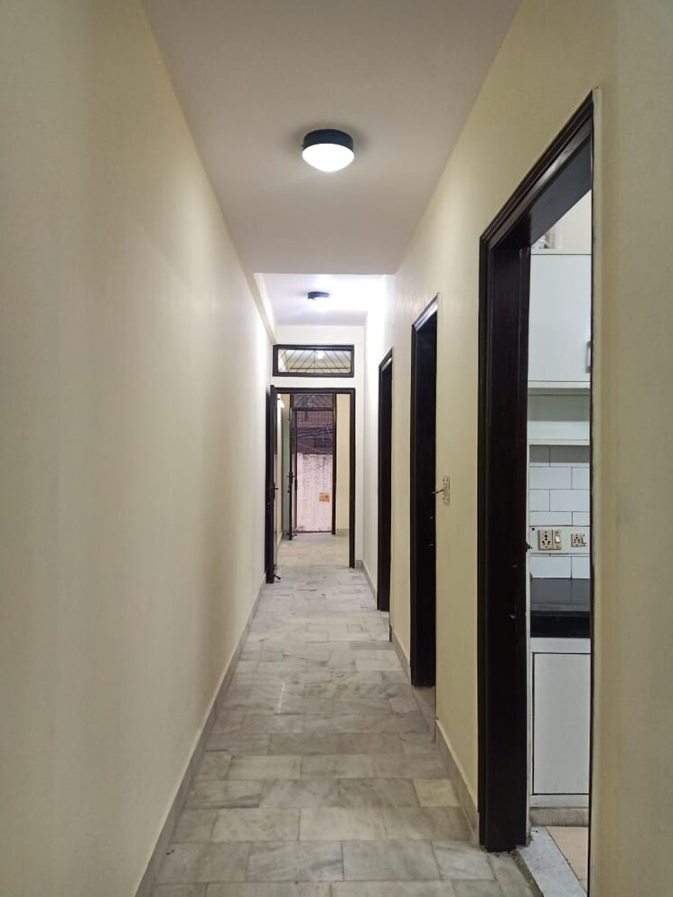 undefined, chattarpur 3 Bedroom 1350 Sq.Ft. Builder Floor In Chattarpur Delhi 8867698