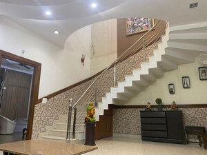 6+ BHK Independent House – Exterior View View at Sector 46 - for Sale