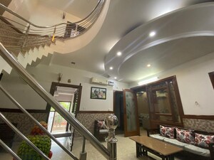 6+ BHK Independent House For Sale in Sector 46