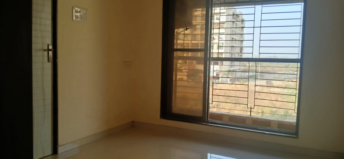 1 BHK + Pooja Room Apartment For Sale in Mahavir Heights CHS