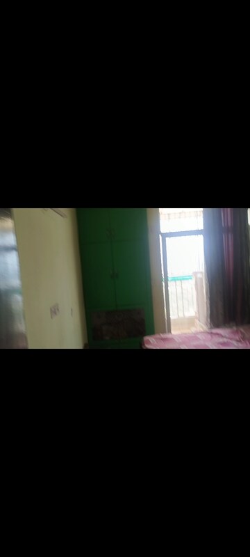 Room in 2 BHK Apartment at Wave Dream Homes, Wave City – for Rent