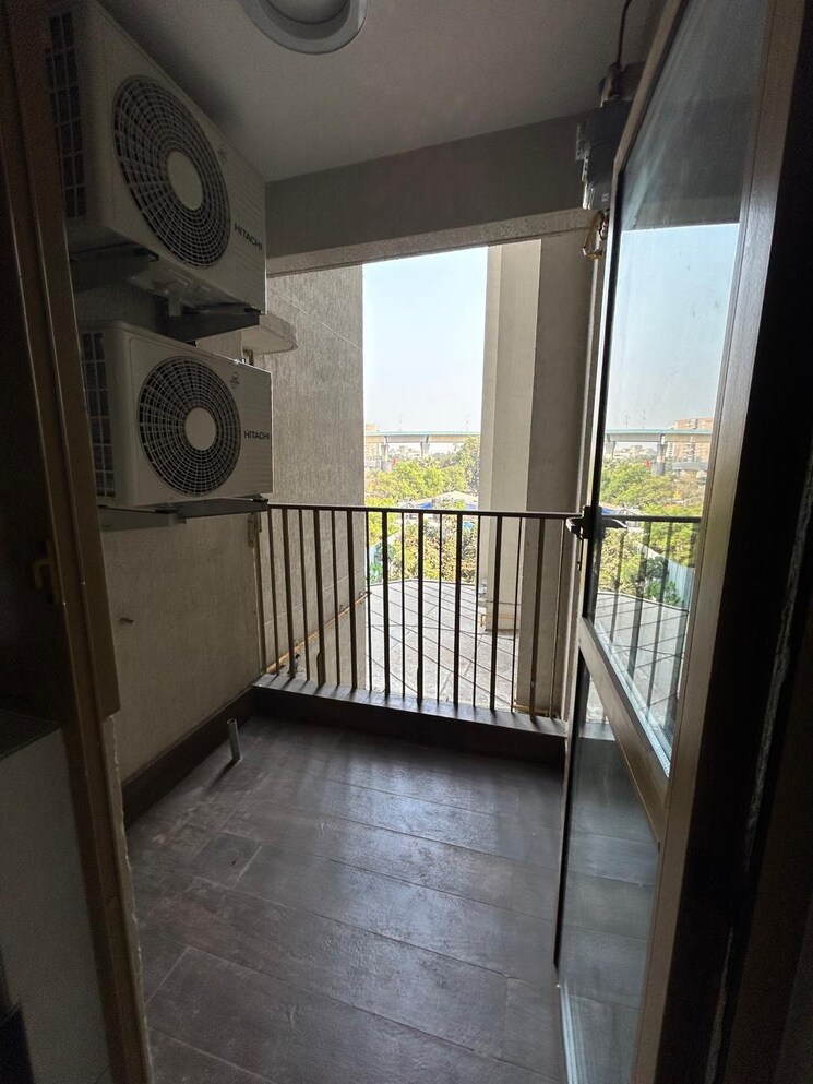 Balcony, godrej-rks 3 Bedroom 1502 Sq.Ft. Apartment In Chembur Mumbai 8867813