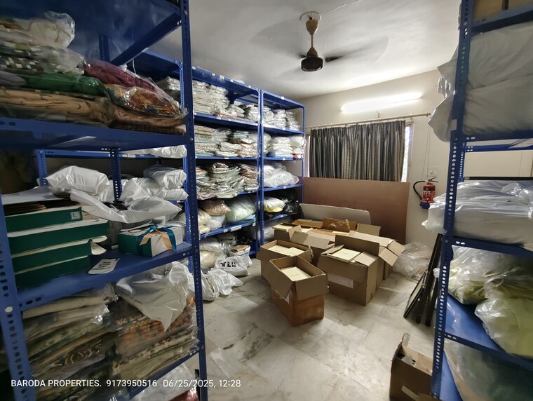 Living Room, gotri road 4 Bedroom 2800 Sq.Ft. Apartment In Gotri Road Vadodara 8867840