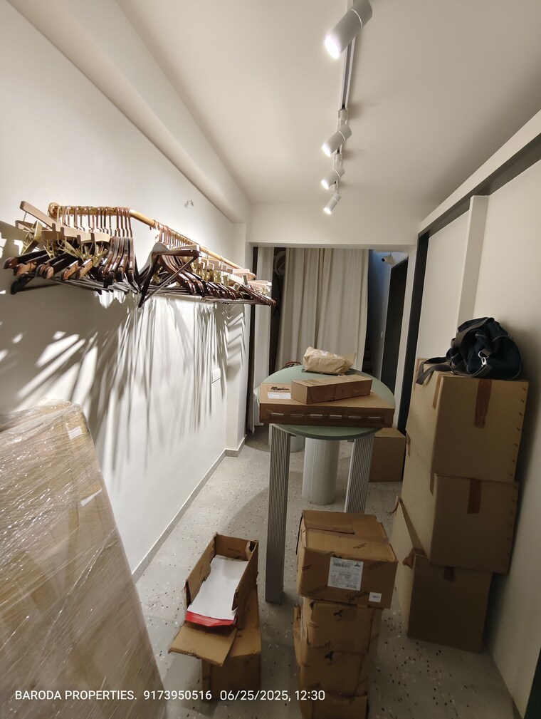 undefined, gotri road 4 Bedroom 2800 Sq.Ft. Apartment In Gotri Road Vadodara 8867840