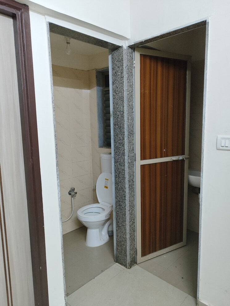 undefined, satellite-garden 1 Bedroom 500 Sq.Ft. Apartment In Goregaon East Mumbai 8867897