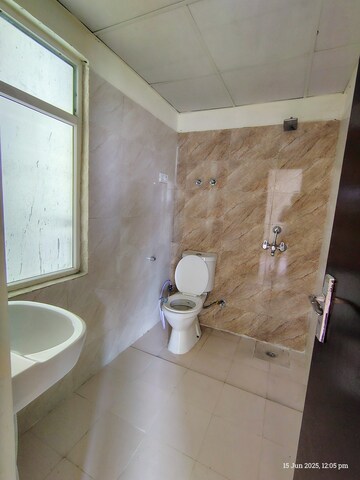 Bathroom in 2 BHK Apartment at Amrapali Enchante, Tech Zone 4 Greater Noida – for Rent