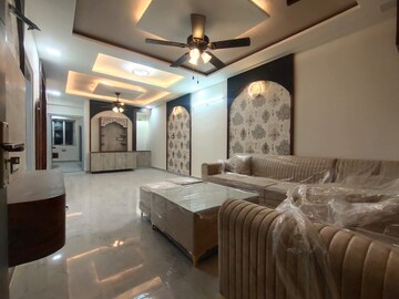 Living Room in 3.5 BHK Villa at Mansarovar – for Rent