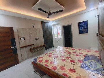 Bedroom in 3.5 BHK Villa at Mansarovar – for Rent
