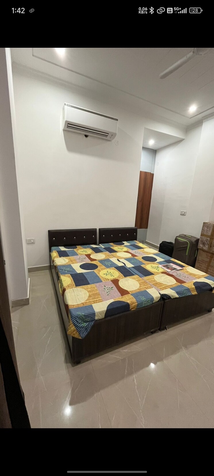 Room, sector 38 Pg For Girls In Sector 38 8867994