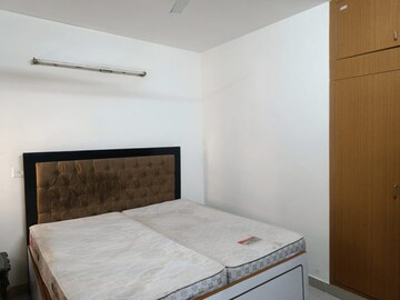 3 BHK Apartment For Rent in Yogmaya Apartment, Vasant Kunj