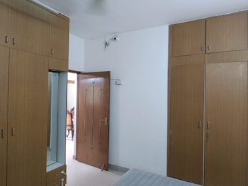 Room in 3 BHK Apartment at Yogmaya Apartment, Vasant Kunj – for Rent