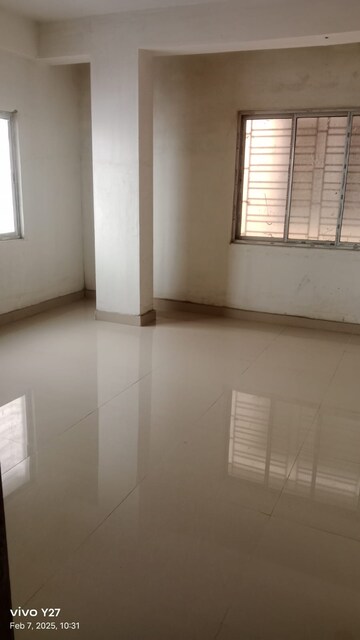 Room in 2 BHK Apartment at Hitech Rajarhat, Rajarhat – for Rent