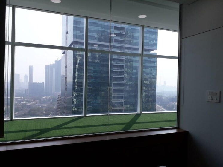 Room, peninsula-business-park Commercial Office Space 12000 Sq.Ft. In Lower Parel Mumbai 8867969