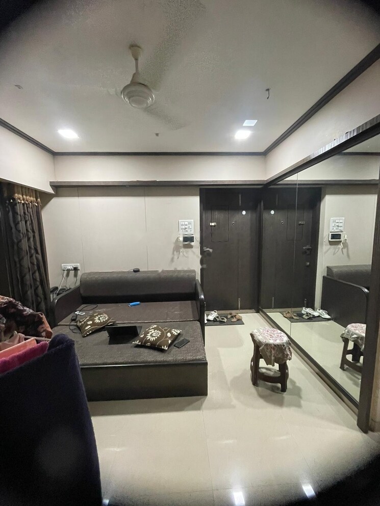 Team Area, runwal-garden-city 1 Bedroom 526 Sq.Ft. Apartment In Balkum Pada Thane 8867989