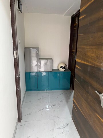 Kitchen in 2.5 BHK Apartment at Shree Villa, Tardeo – for Rent