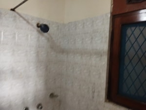 Furnished Amenities in 6 BHK Independent House at Sector 48 – for Sale