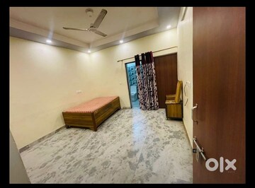 1 BHK Builder Floor For Rent in Sahastradhara Road