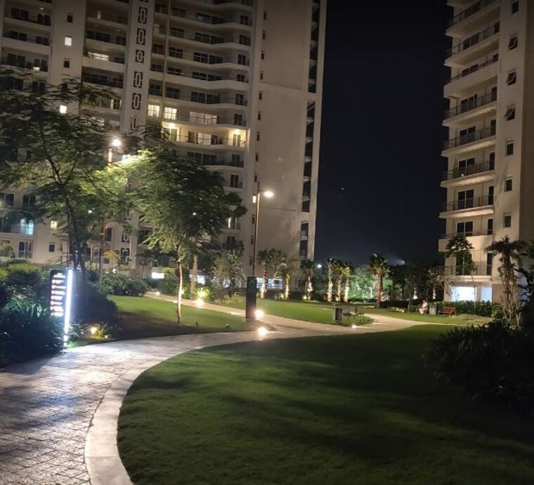 Exterior View, dlf-the-crest 4 Bedroom 3081 Sq.Ft. Apartment In Sector 54 Gurgaon 8868220