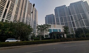 4 BHK Apartment – Exterior View View at DLF The Crest, Sector 54 - for Sale