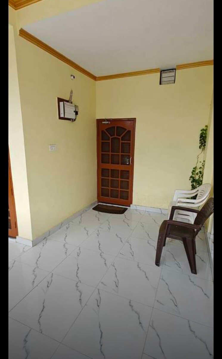 Room, indira nagar 2 Bedroom 1200 Sq.Ft. Villa In Indira Nagar Lucknow 8868289
