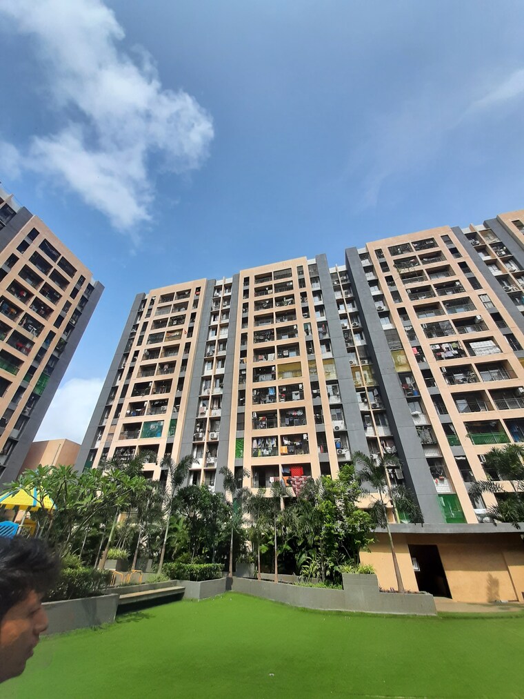 Exterior View, rustomjee-virar-avenue-l1-l2-and-l4-wing-h 2 Bedroom 512 Sq.Ft. Apartment In Virar West Palghar 8868168