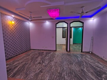 Bedroom in 2 BHK Builder Floor at Govindpuri – for Rent