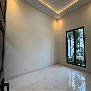 Room in 2.5 BHK Builder Floor at Sector 23 – for Sale