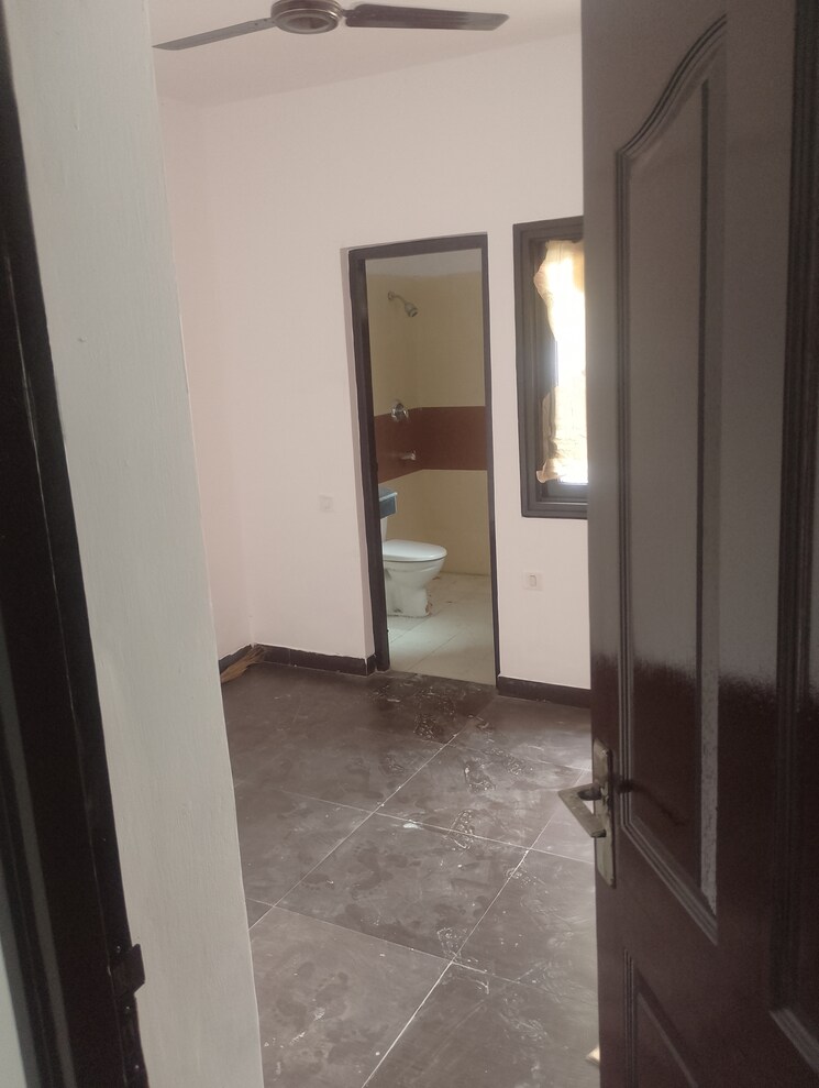 Room, wave-prime-floors 2 Bedroom 932 Sq.Ft. Builder Floor In Wave City Ghaziabad 8868284