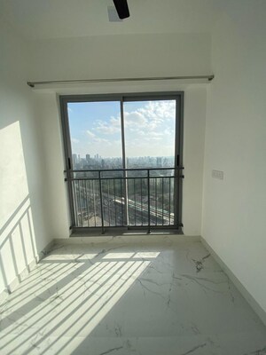 2 BHK Apartment For Sale in Dynamix Avanya, Dahisar East